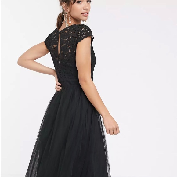 Gorgeous Black Dress - Picture 2 of 7